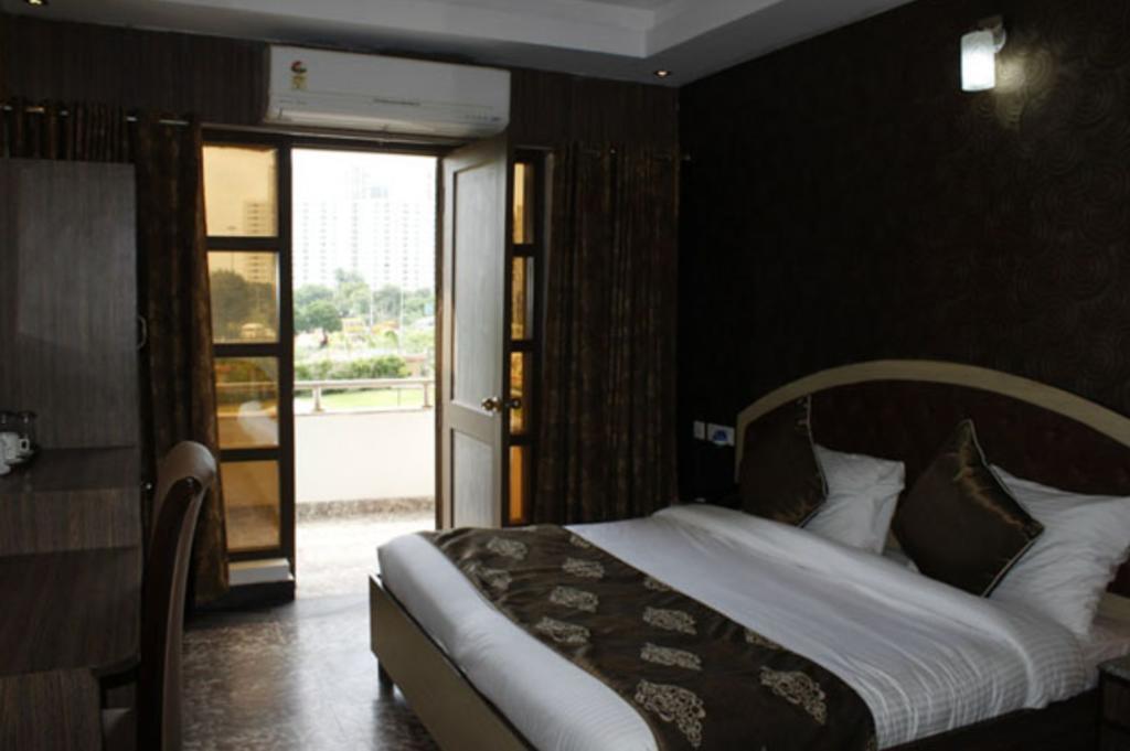 Le Grand Regency Hotel Greater Noida Cameră foto