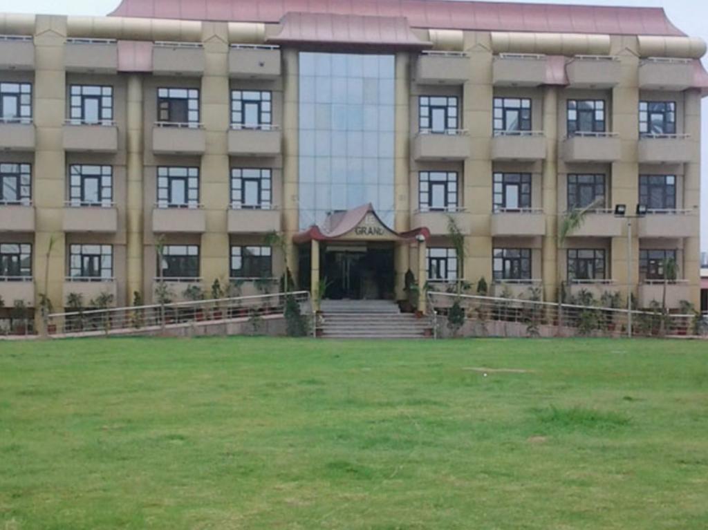 Le Grand Regency Hotel Greater Noida Exterior foto